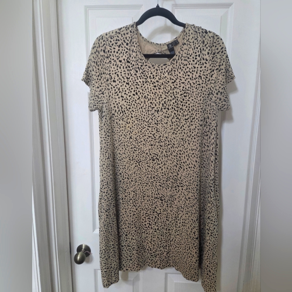 Volcom Black and Tan Midi Dress